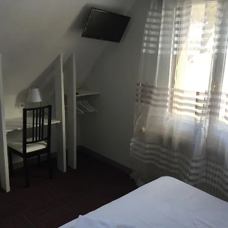 Le Cantou - Roche Hotell Orcival