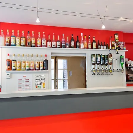 Le Cantou - Roche Hotell Orcival