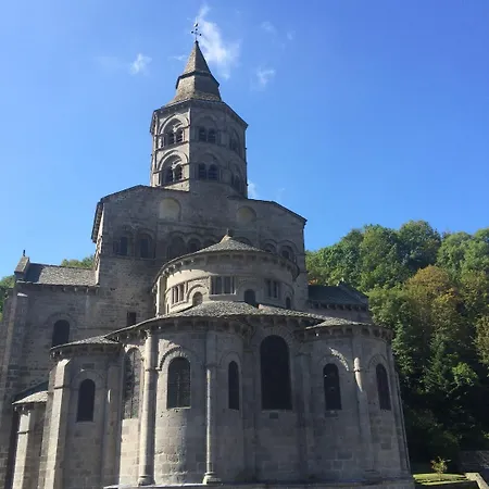 Le Cantou - Roche 2*