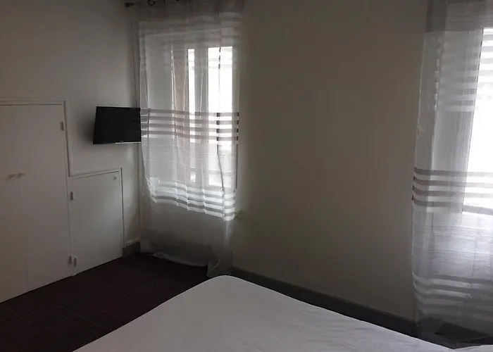 Le Cantou - Roche Отель