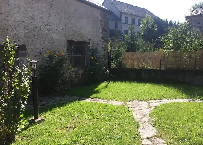 Отель Le Cantou - Roche 2*